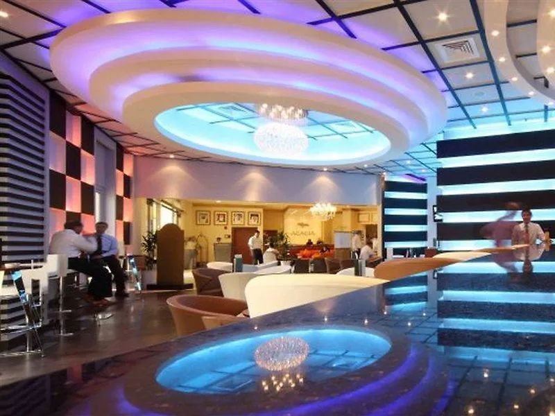 Bm相思公寓酒店 拉斯阿尔卡麦 4*,
